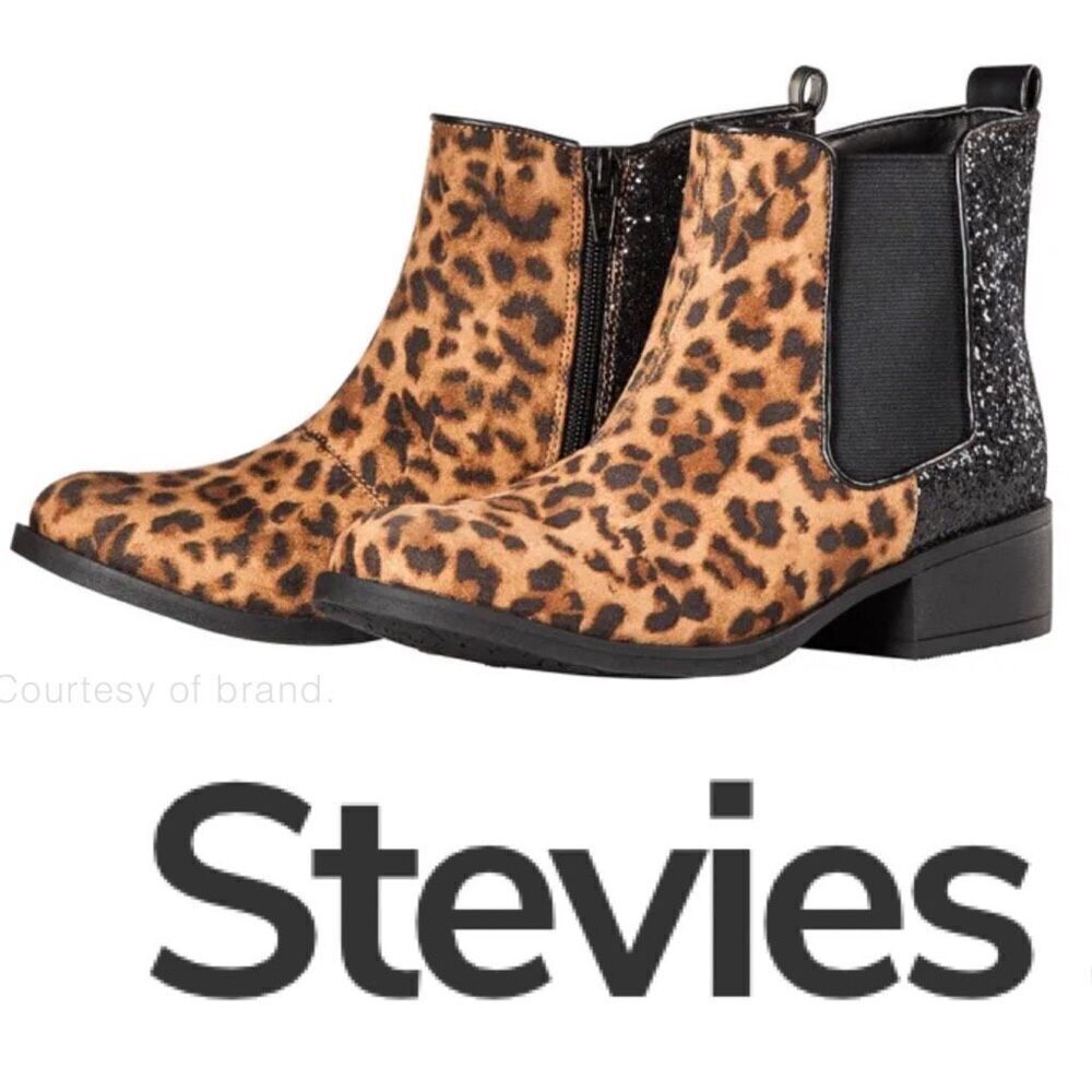 NEW Stevie’s Leopard Print &‎ Glitter Booties Size 6